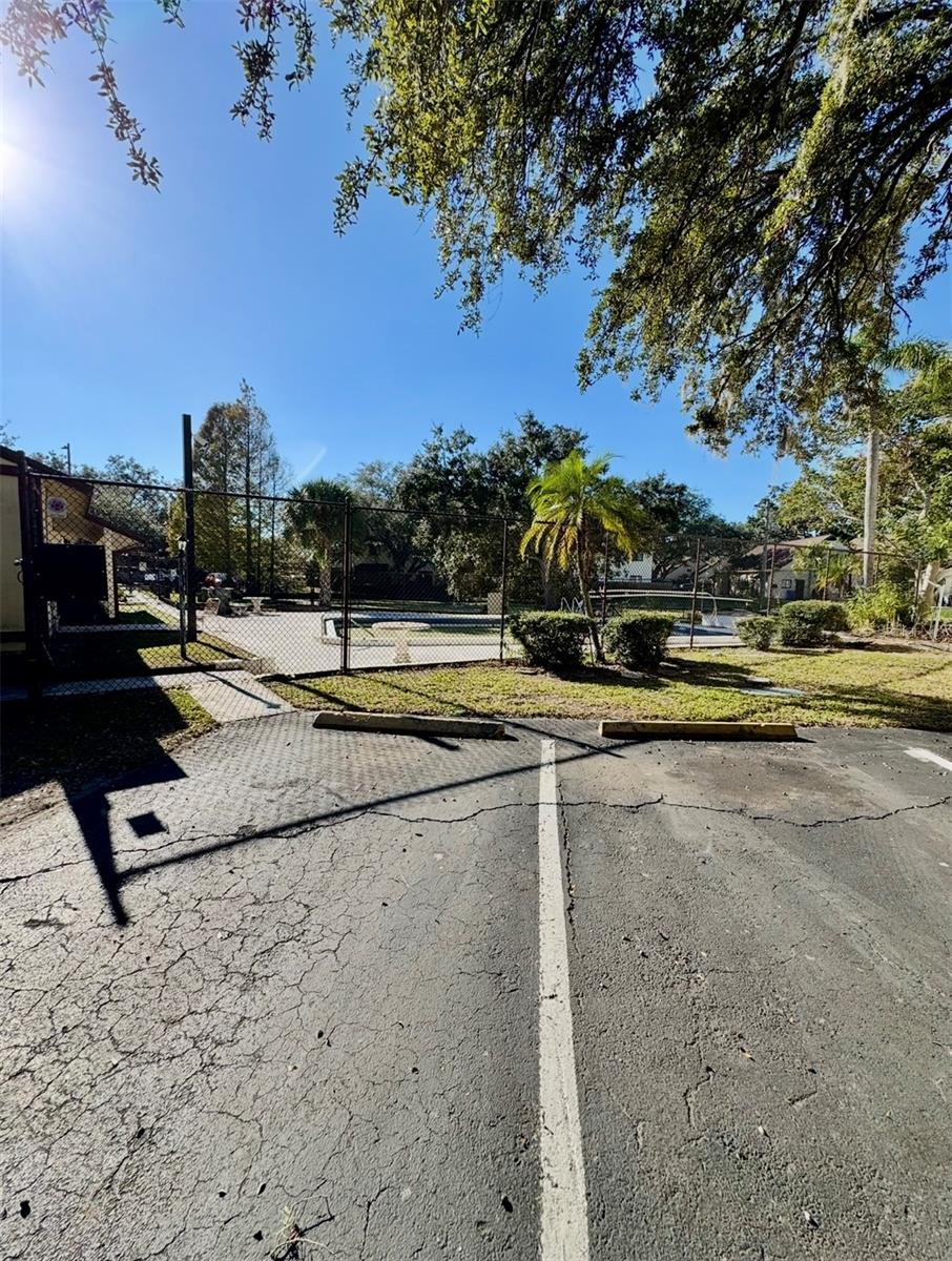 12315 TOUCHTON DR #90, TAMPA, FL, 33617