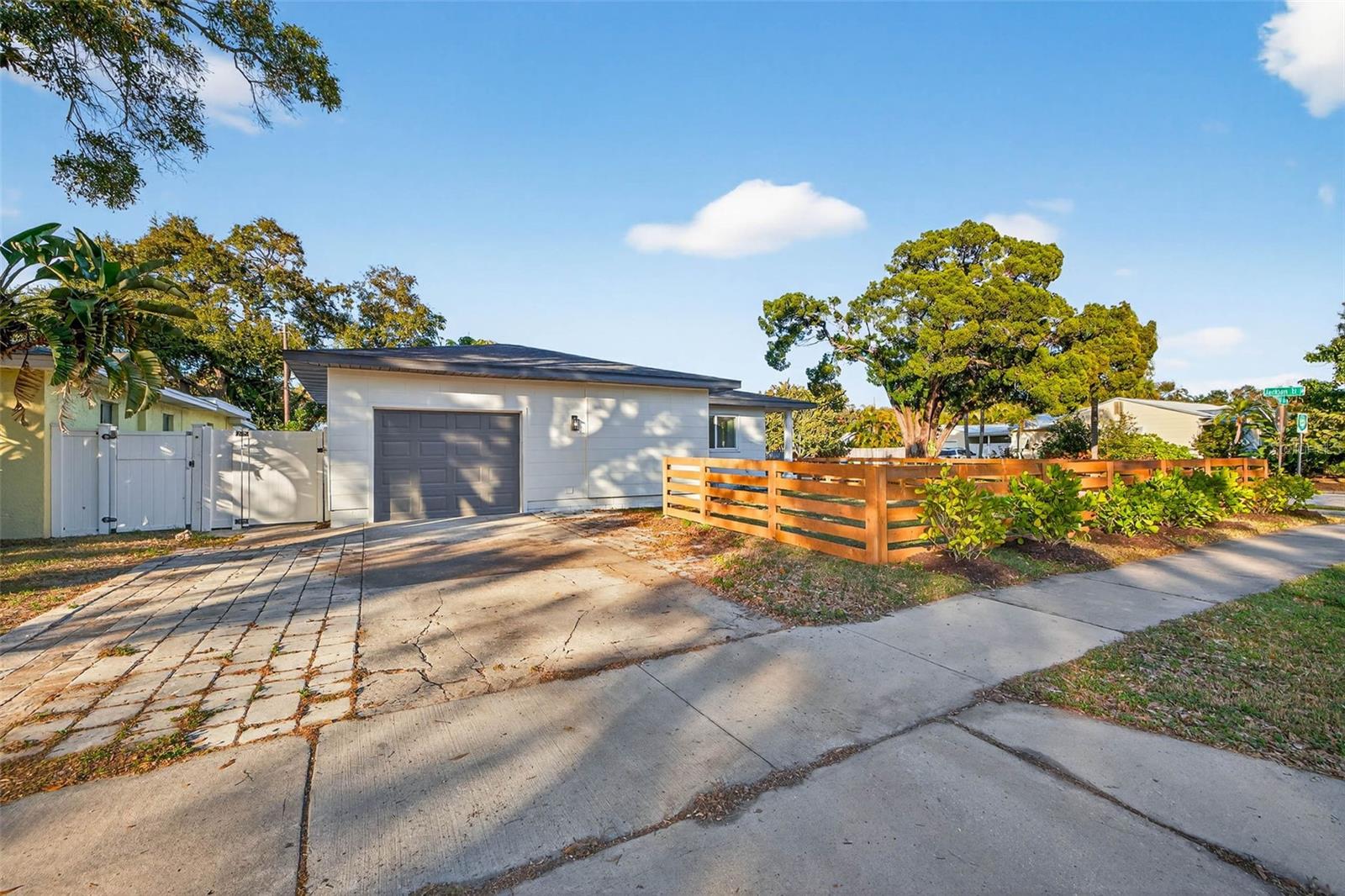 3008 JACKSON ST N, ST PETERSBURG, FL, 33704