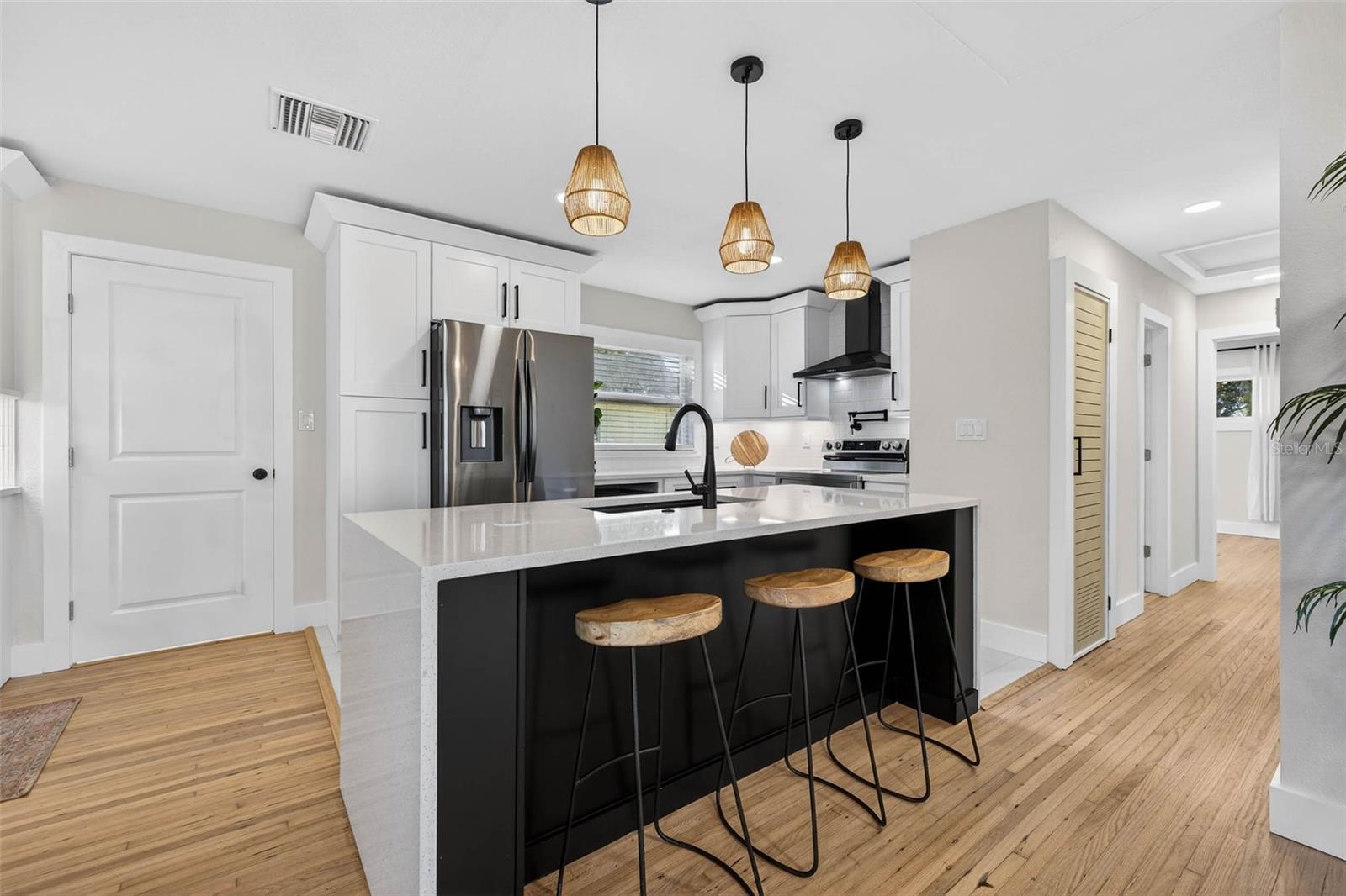 3008 JACKSON ST N, ST PETERSBURG, FL, 33704