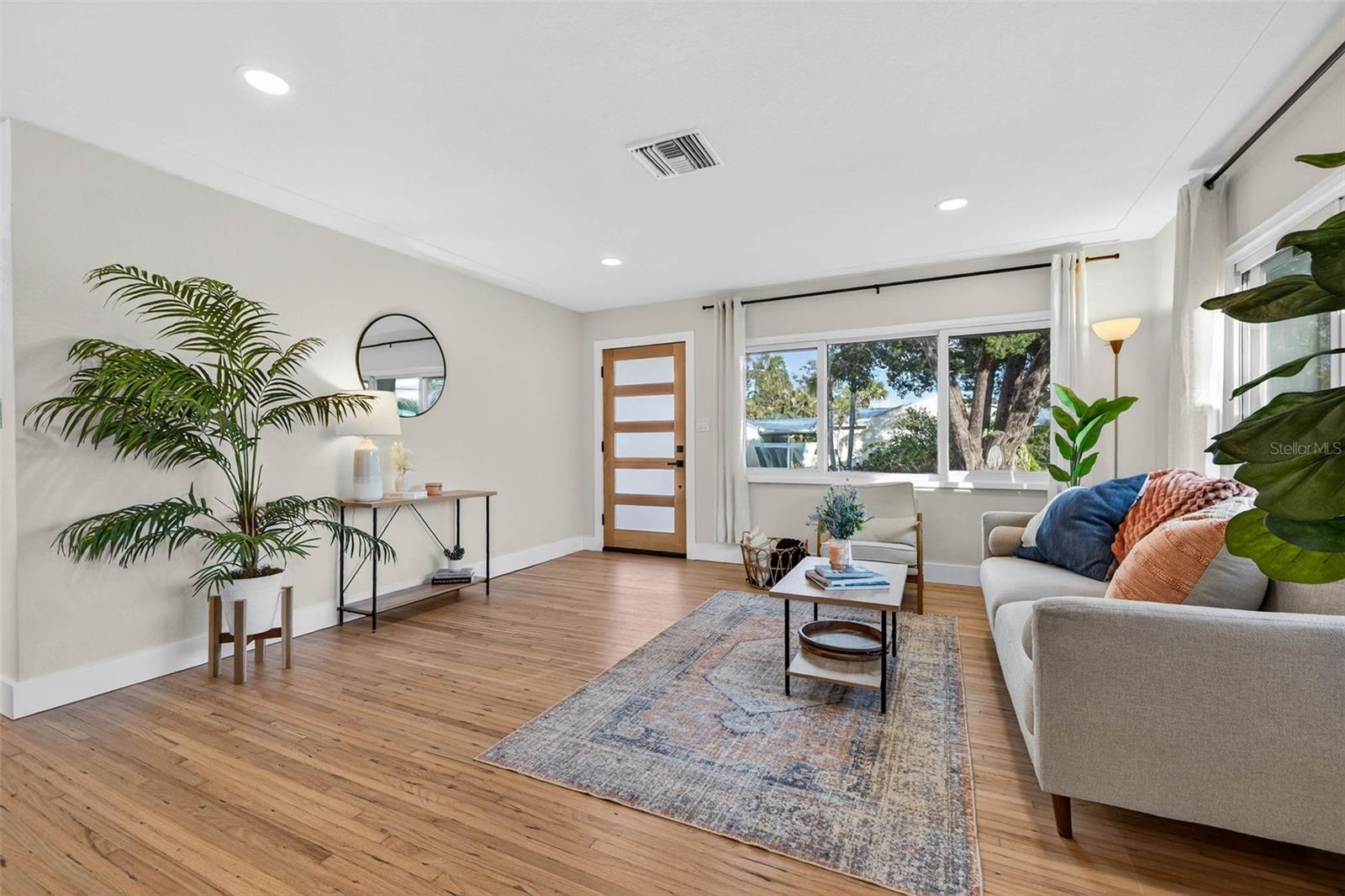 3008 JACKSON ST N, ST PETERSBURG, FL, 33704