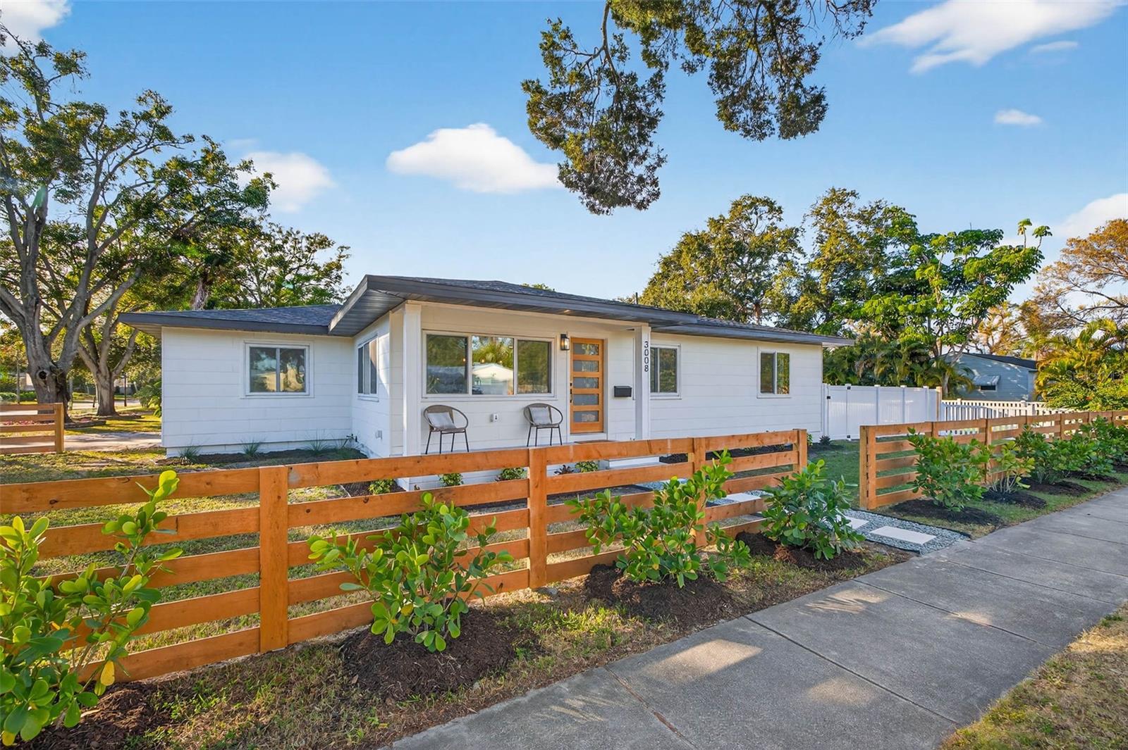 3008 JACKSON ST N, ST PETERSBURG, FL, 33704