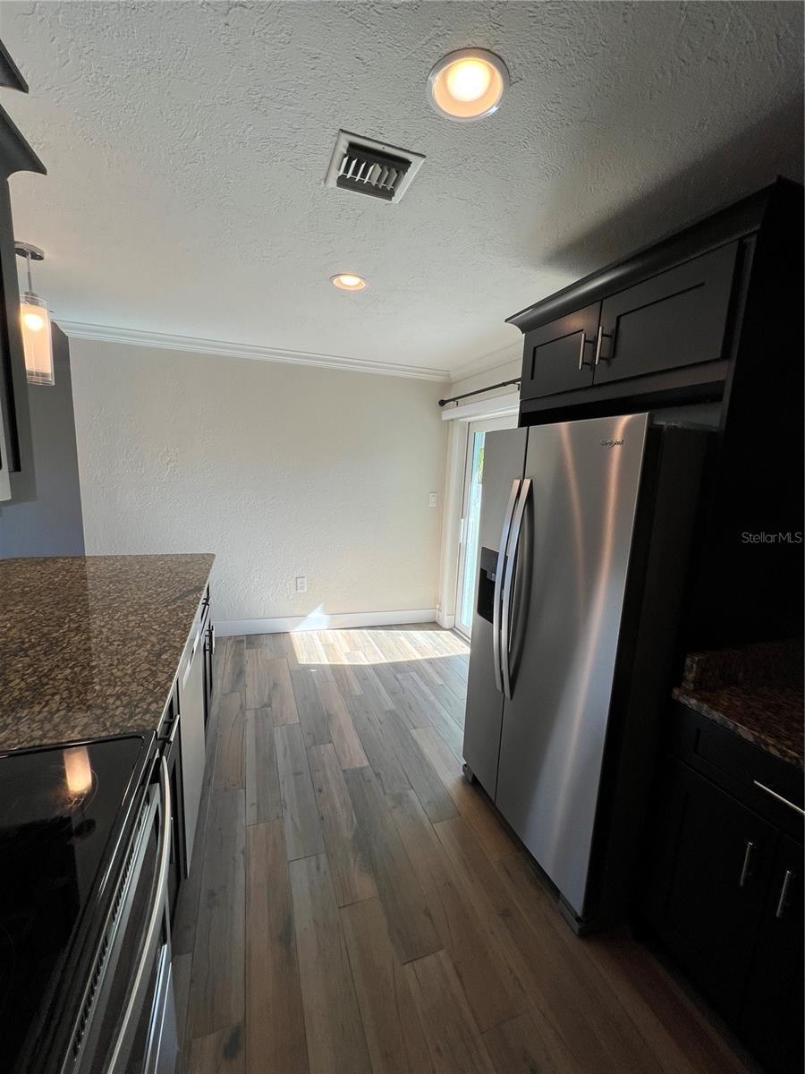 511 W RETTA ESPLANADE, PUNTA GORDA, FL, 33950