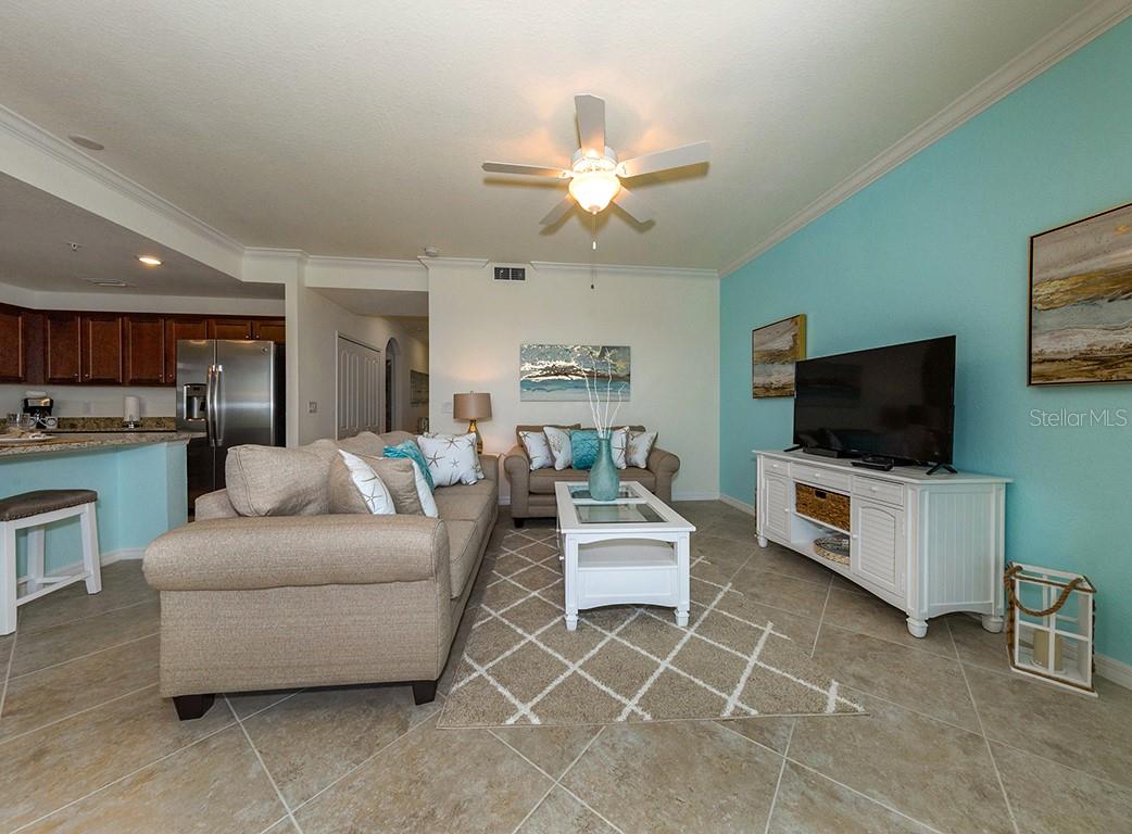 16904 VARDON TER #202, LAKEWOOD RANCH, FL, 34211