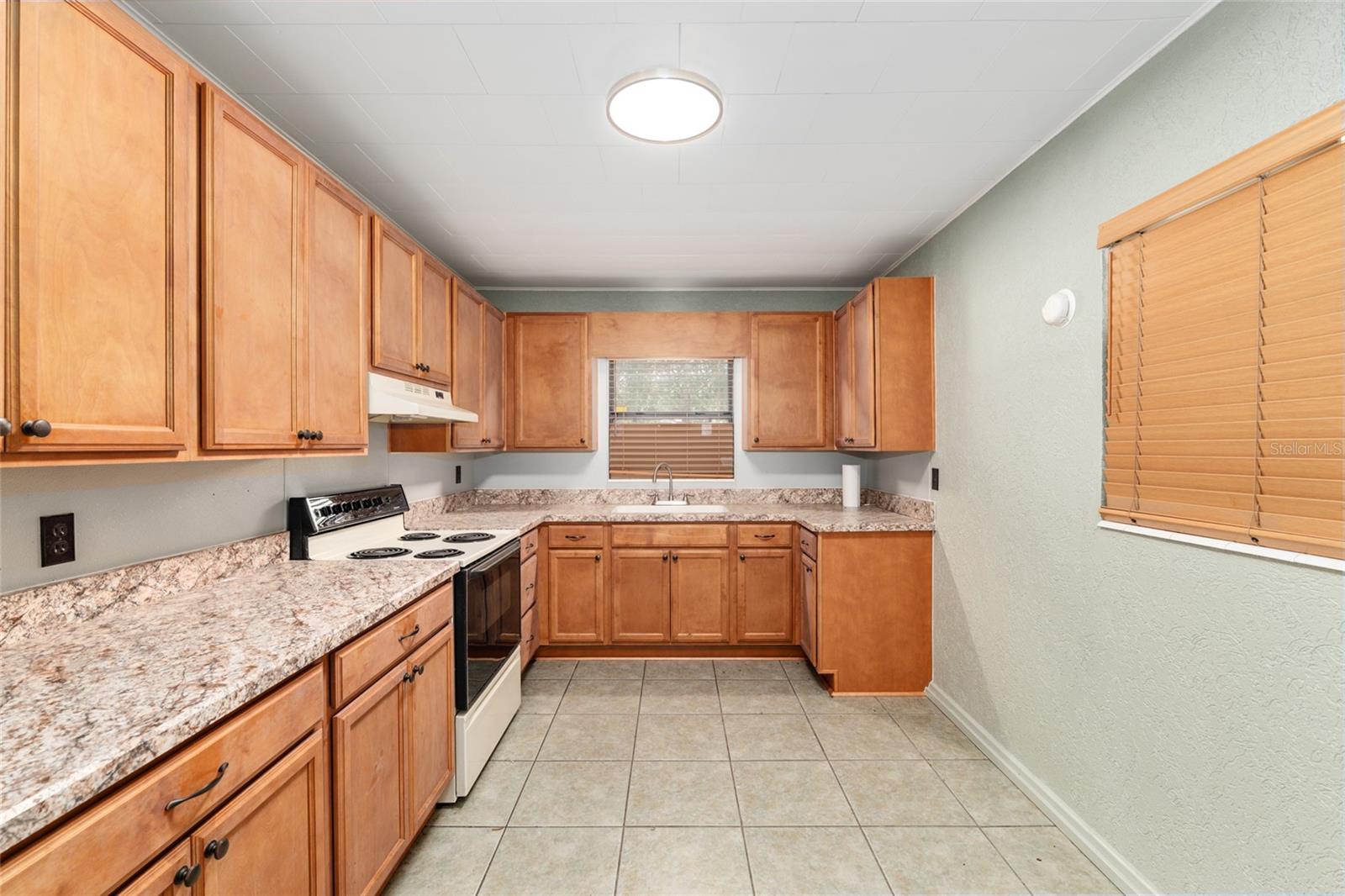 4367 S US 301, BUSHNELL, FL, 33513
