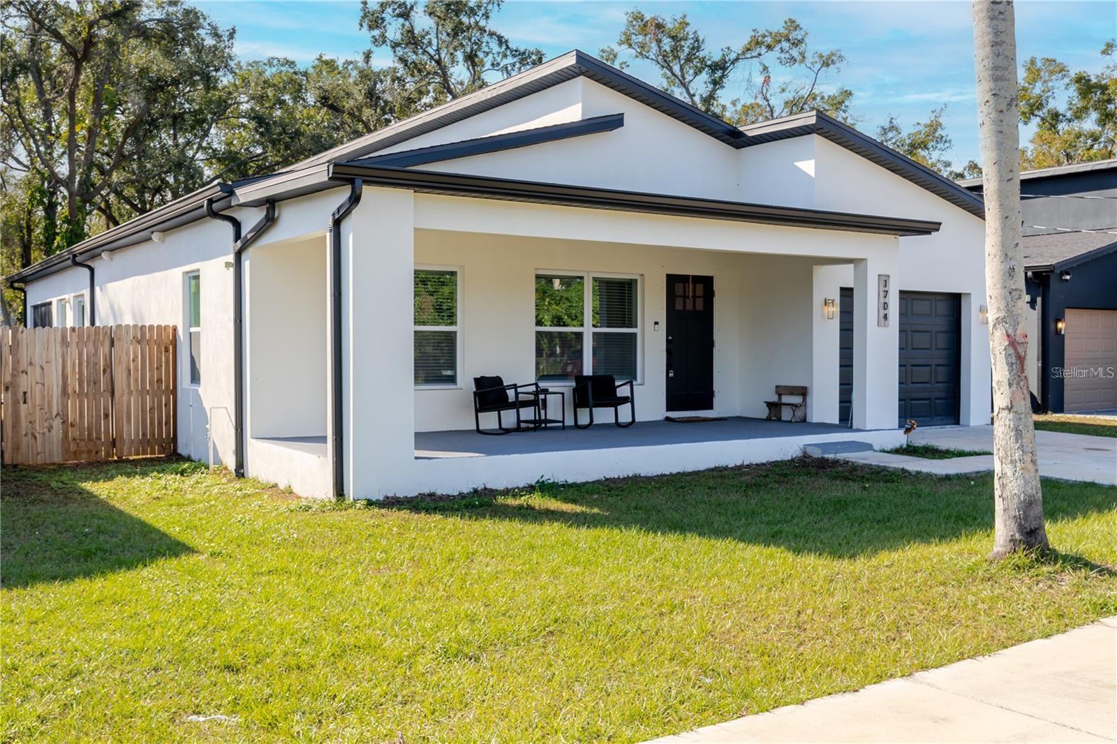 1704 W HANNA AVE, TAMPA, FL, 33604