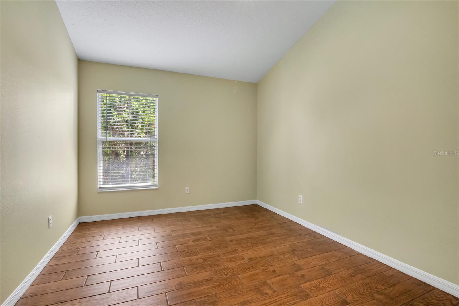12608 IRIS LAKE DR, ORLANDO, FL, 32824