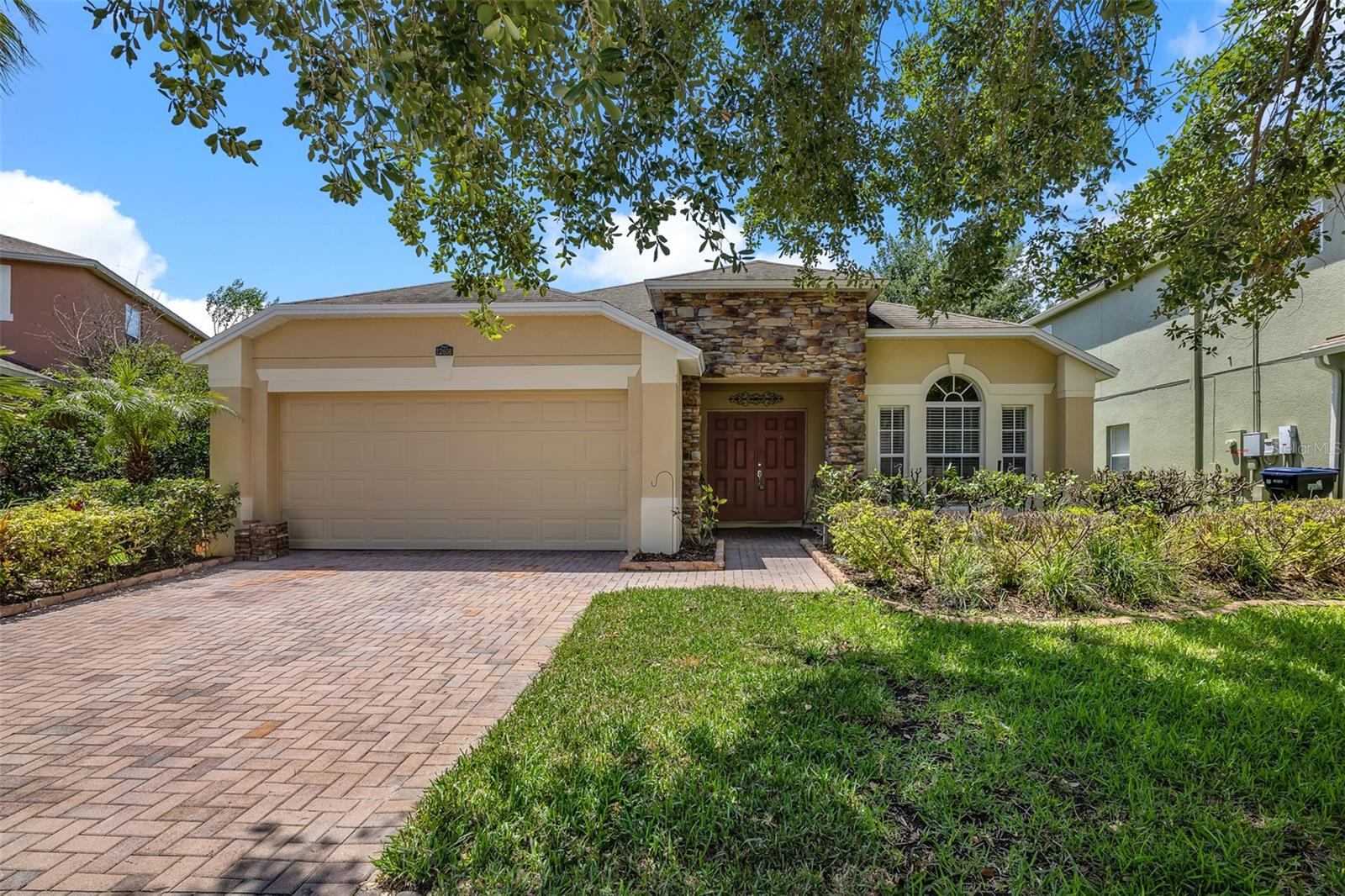 12608 IRIS LAKE DR, ORLANDO, FL, 32824