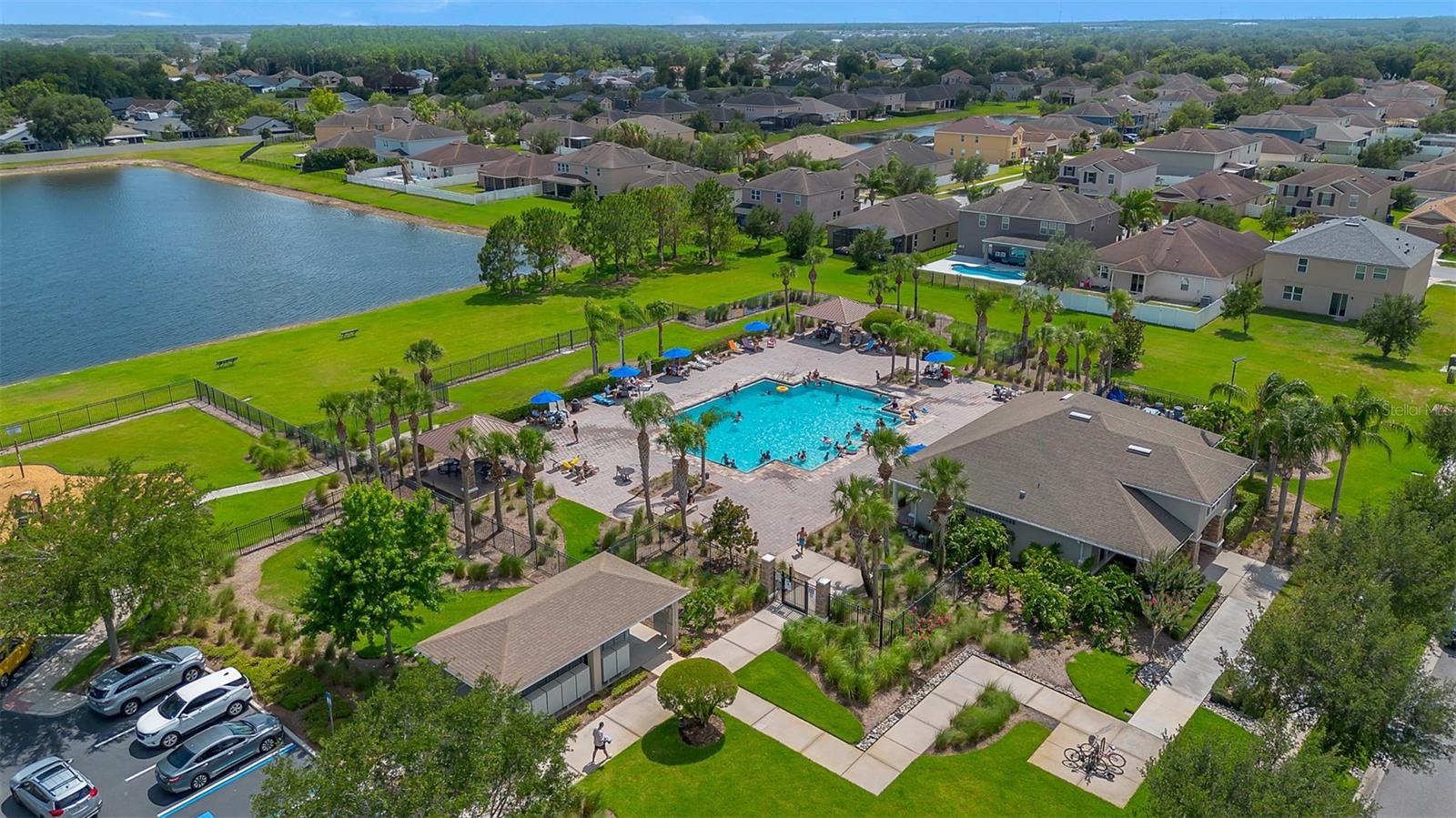 12608 IRIS LAKE DR, ORLANDO, FL, 32824