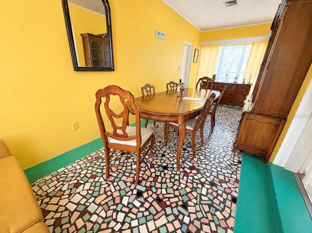 1006 GULF RD, TARPON SPRINGS, FL, 34689