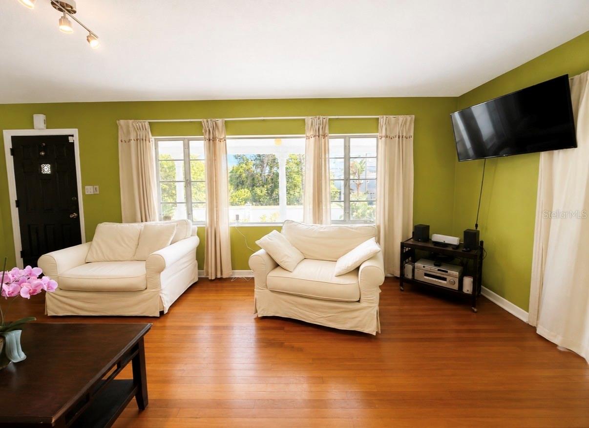 1006 GULF RD, TARPON SPRINGS, FL, 34689