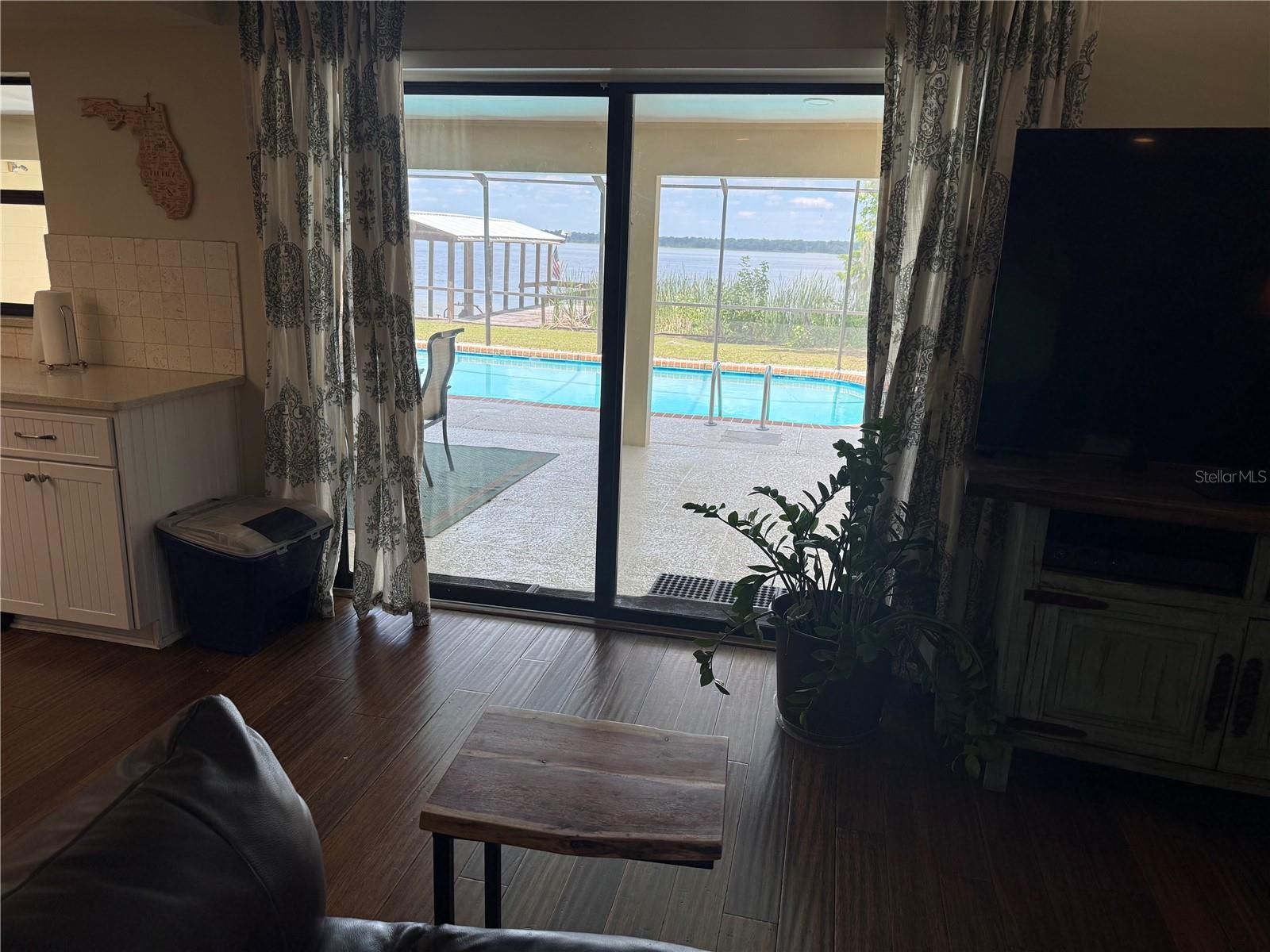 4232 COUNTY ROAD 400, LAKE PANASOFFKEE, FL, 33538