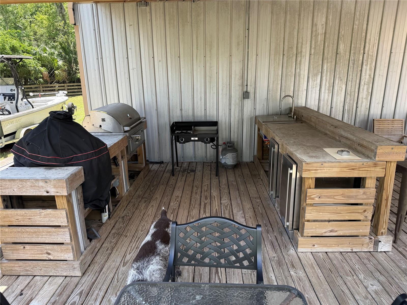 4232 COUNTY ROAD 400, LAKE PANASOFFKEE, FL, 33538