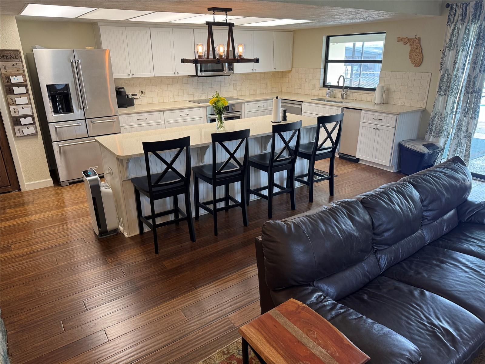 4232 COUNTY ROAD 400, LAKE PANASOFFKEE, FL, 33538
