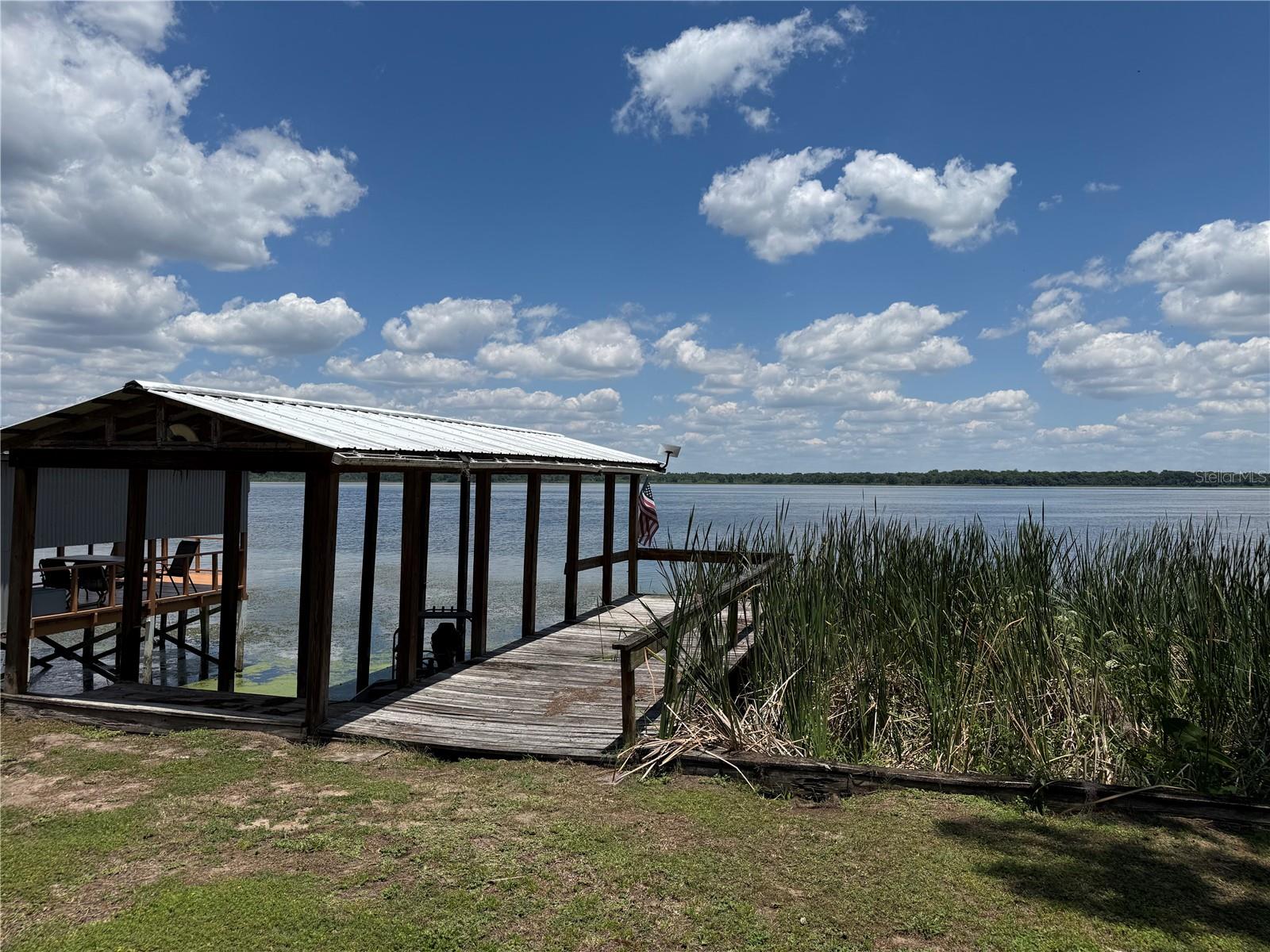 4232 COUNTY ROAD 400, LAKE PANASOFFKEE, FL, 33538