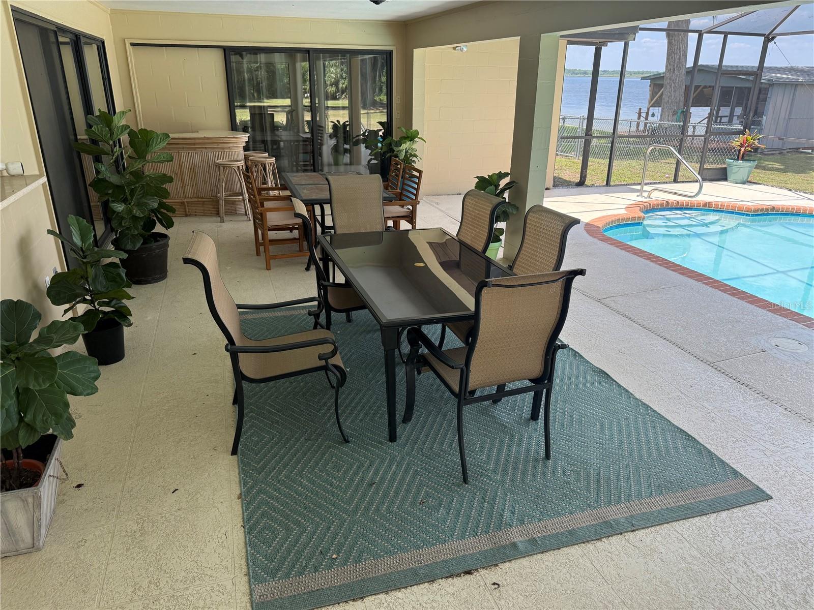 4232 COUNTY ROAD 400, LAKE PANASOFFKEE, FL, 33538