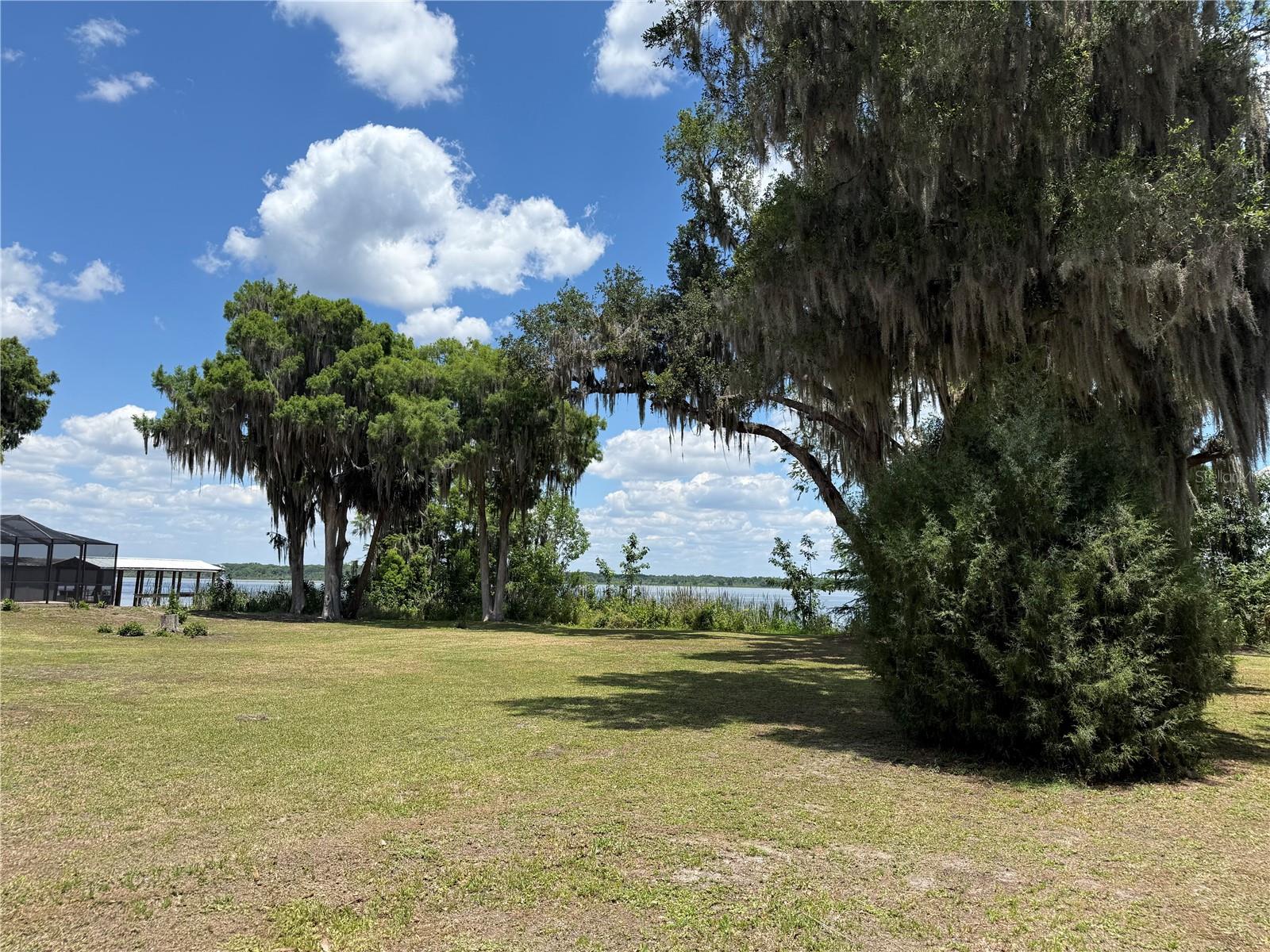 4232 COUNTY ROAD 400, LAKE PANASOFFKEE, FL, 33538
