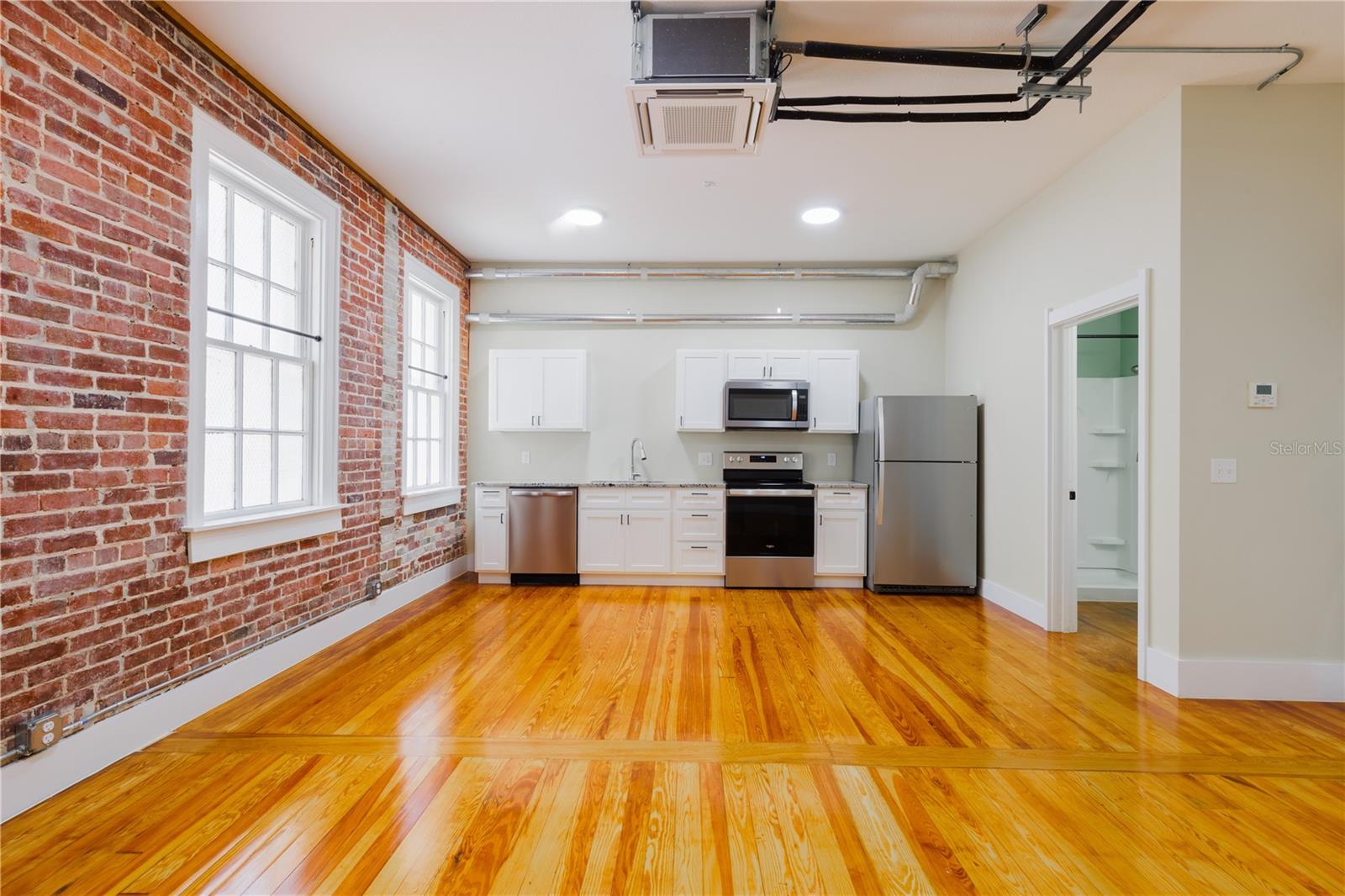 306 W WISCONSIN AVE #302, DELAND, FL, 32720