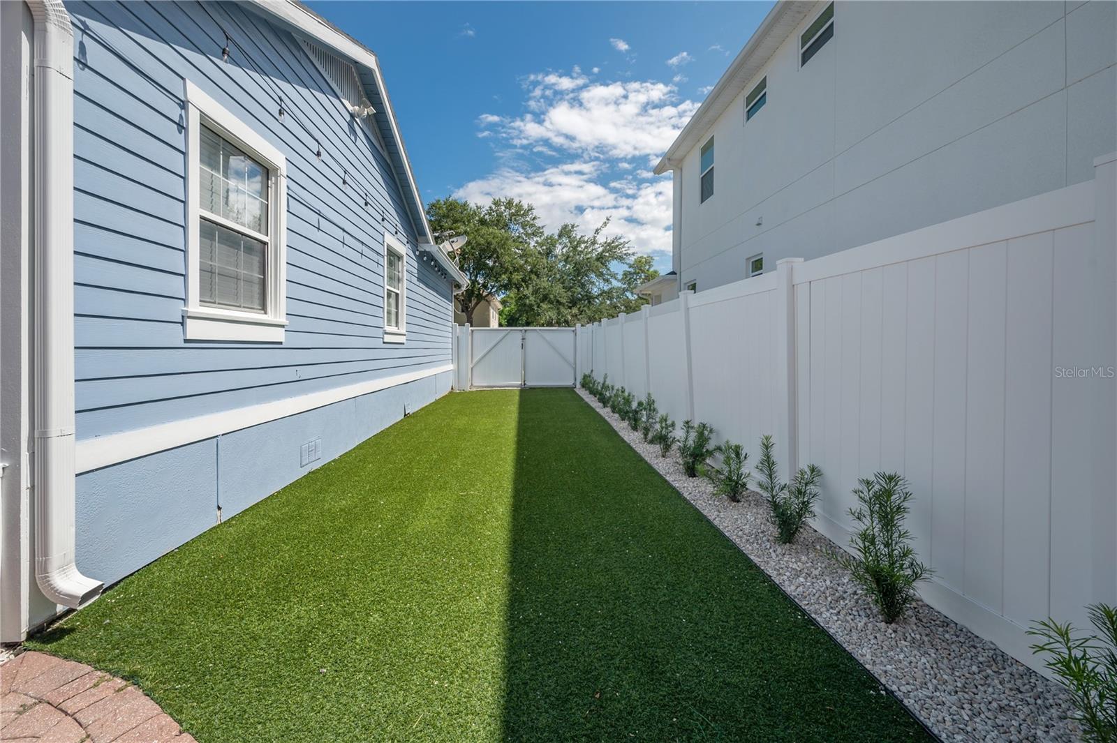 2714 W FIG ST, TAMPA, FL, 33609
