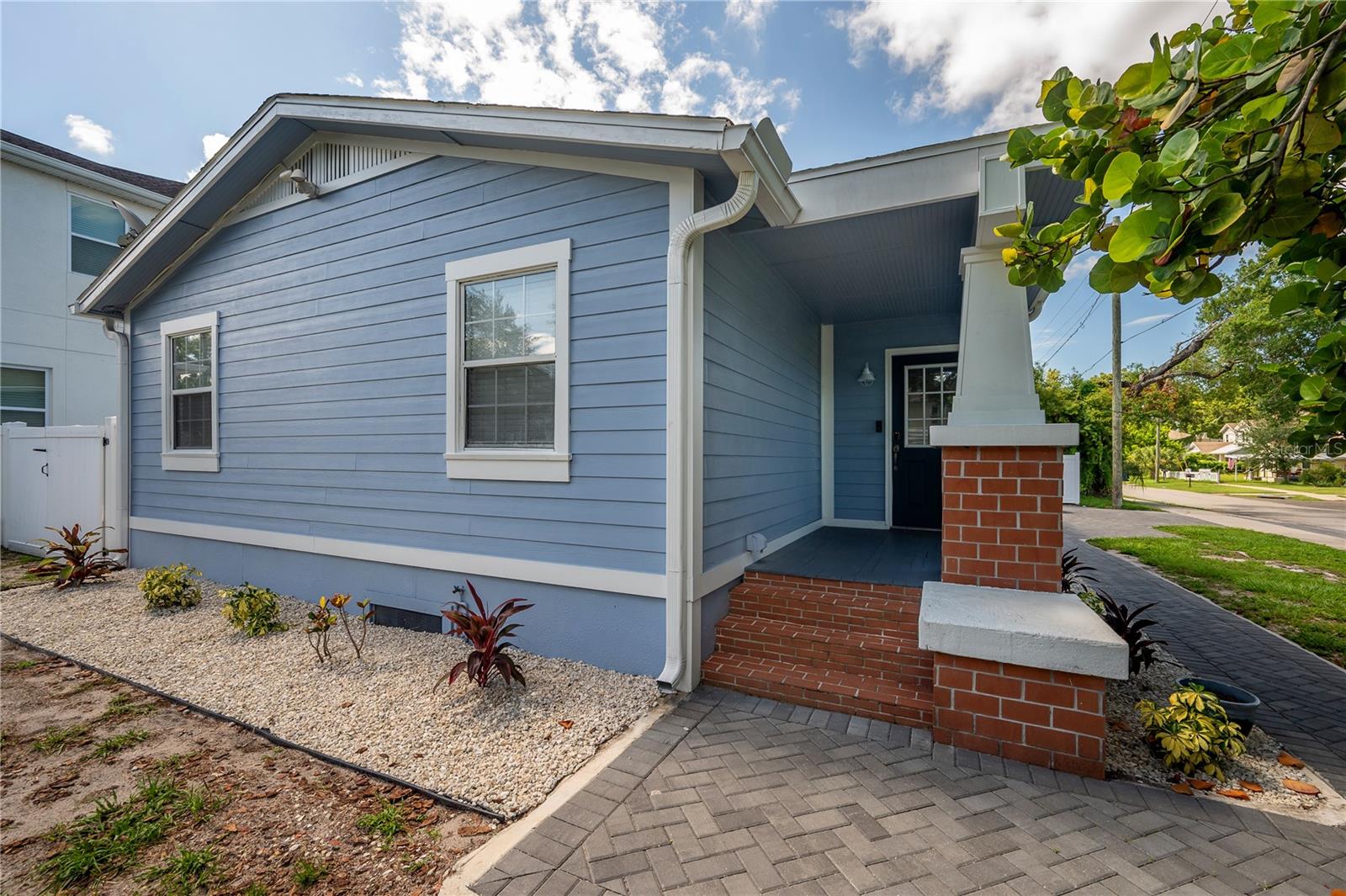 2714 W FIG ST, TAMPA, FL, 33609
