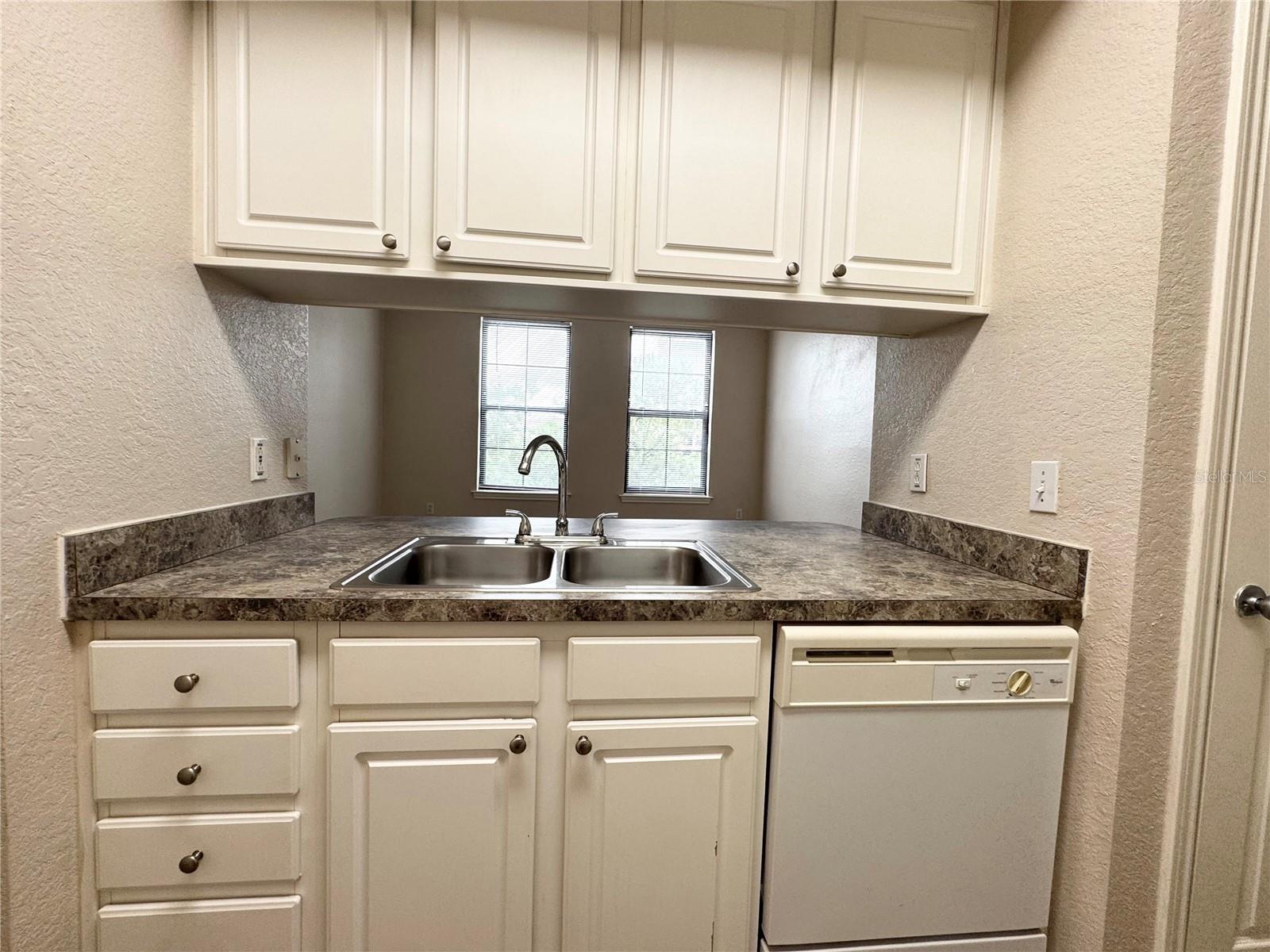 911 N ORANGE AVE #445, ORLANDO, FL, 32801