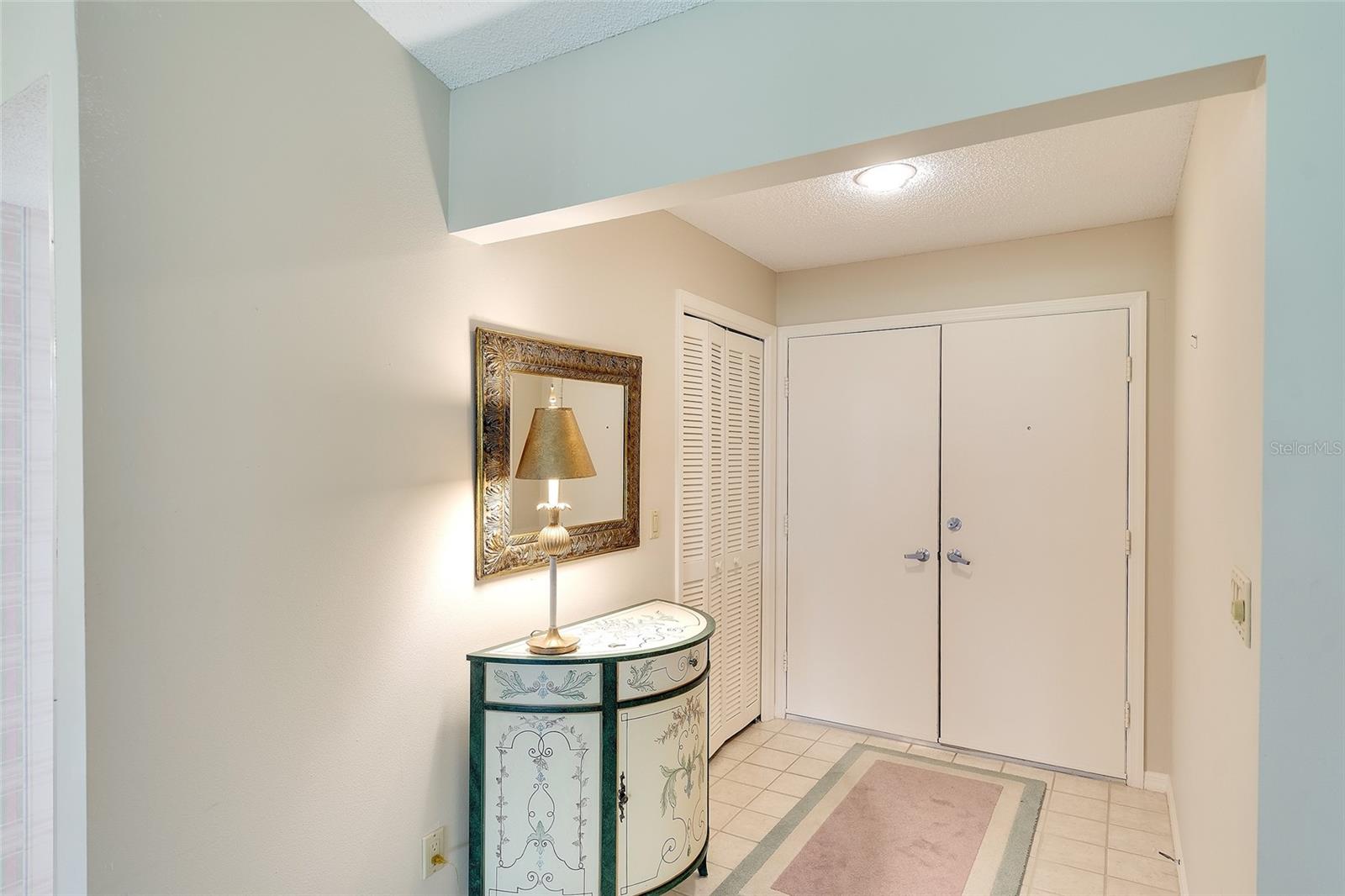 3825 WILSHIRE CIR #1, SARASOTA, FL, 34238