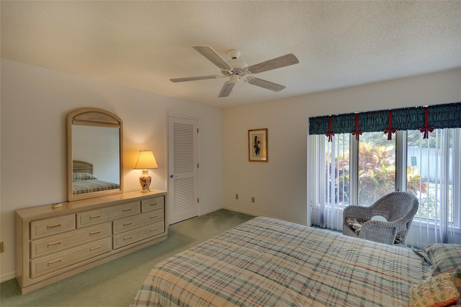 3825 WILSHIRE CIR #1, SARASOTA, FL, 34238