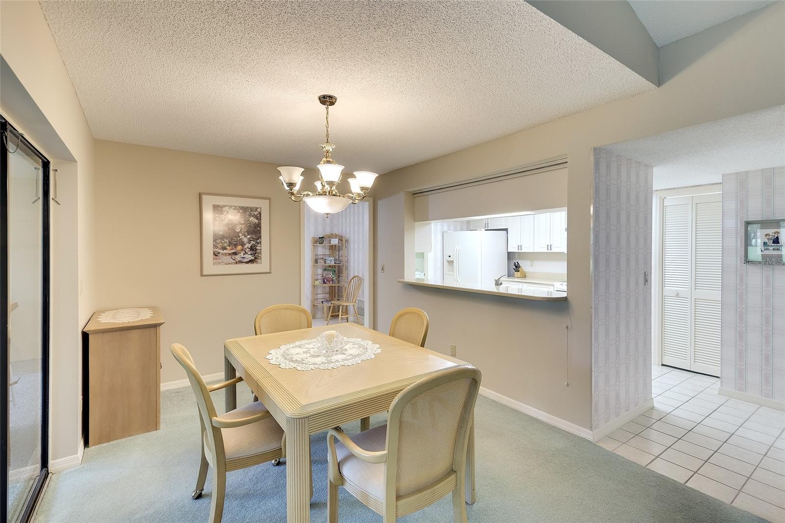 3825 WILSHIRE CIR #1, SARASOTA, FL, 34238