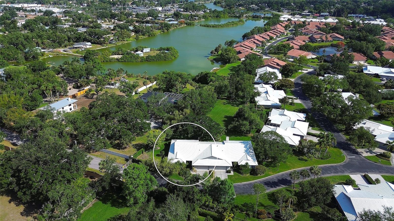 3825 WILSHIRE CIR #1, SARASOTA, FL, 34238
