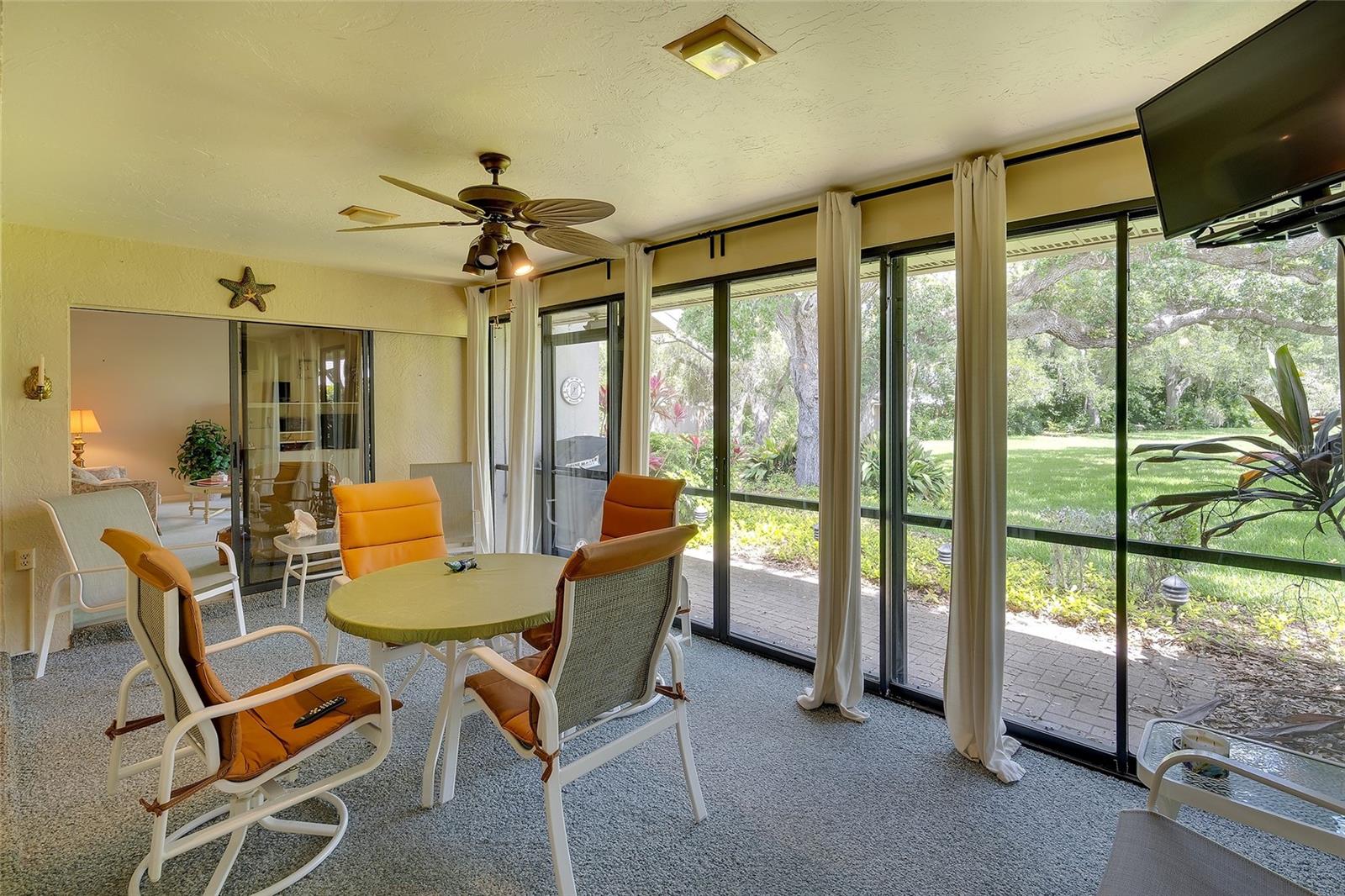 3825 WILSHIRE CIR #1, SARASOTA, FL, 34238