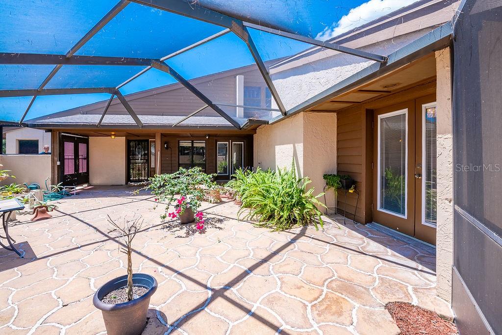 5003 UMBER WAY S, TAMPA, FL, 33624