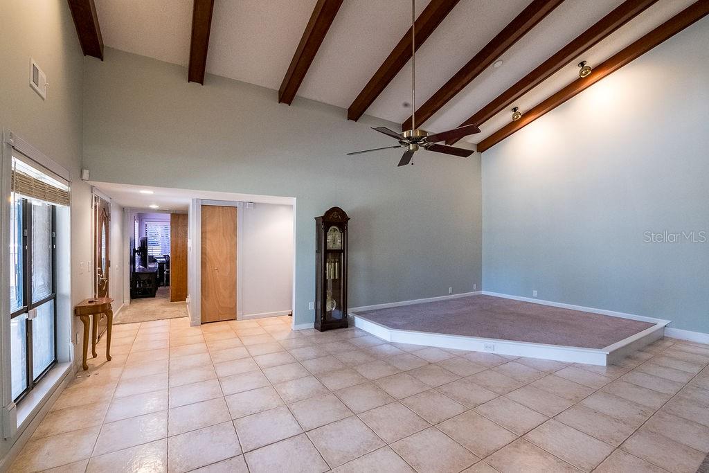 5003 UMBER WAY S, TAMPA, FL, 33624