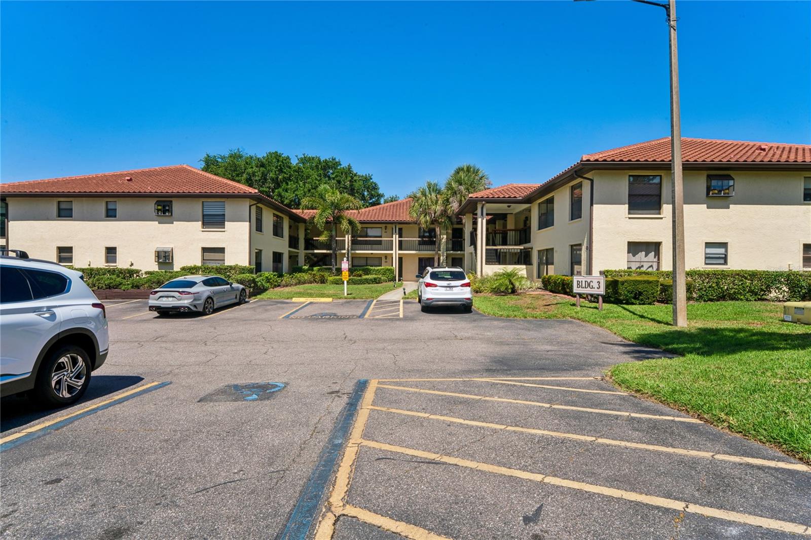 305 HAMMOCK PINE BLVD #305, CLEARWATER, FL, 33761