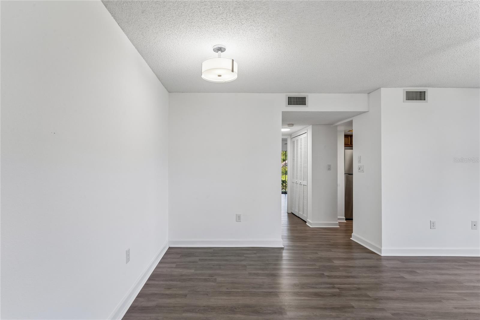 305 HAMMOCK PINE BLVD #305, CLEARWATER, FL, 33761