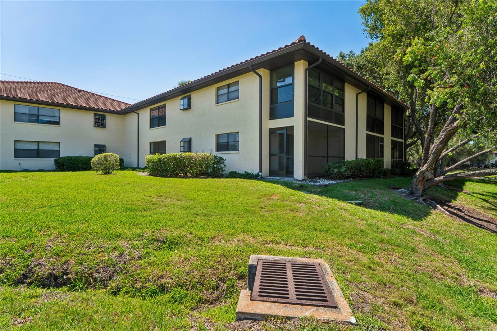 305 HAMMOCK PINE BLVD #305, CLEARWATER, FL, 33761