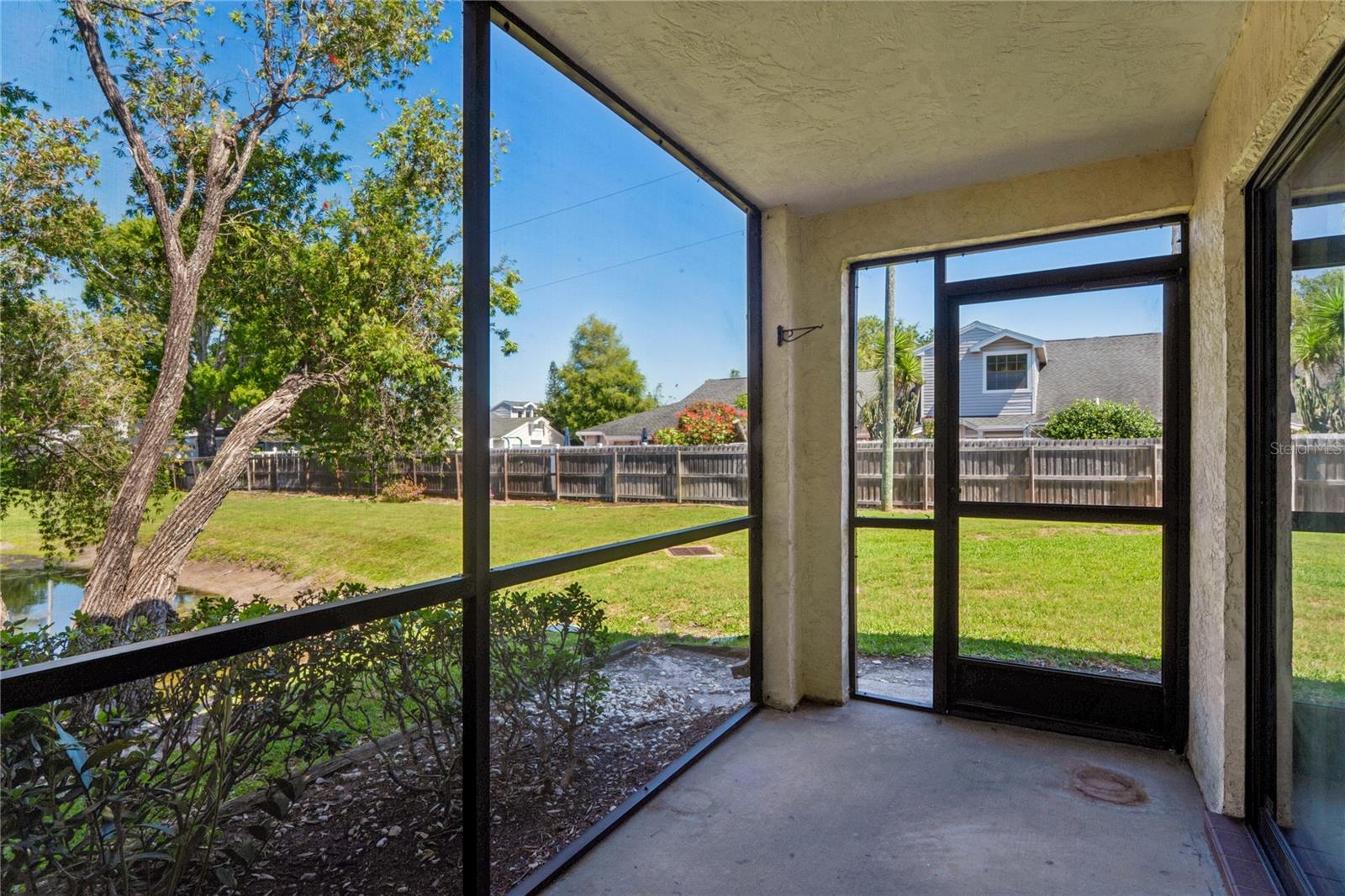 305 HAMMOCK PINE BLVD #305, CLEARWATER, FL, 33761