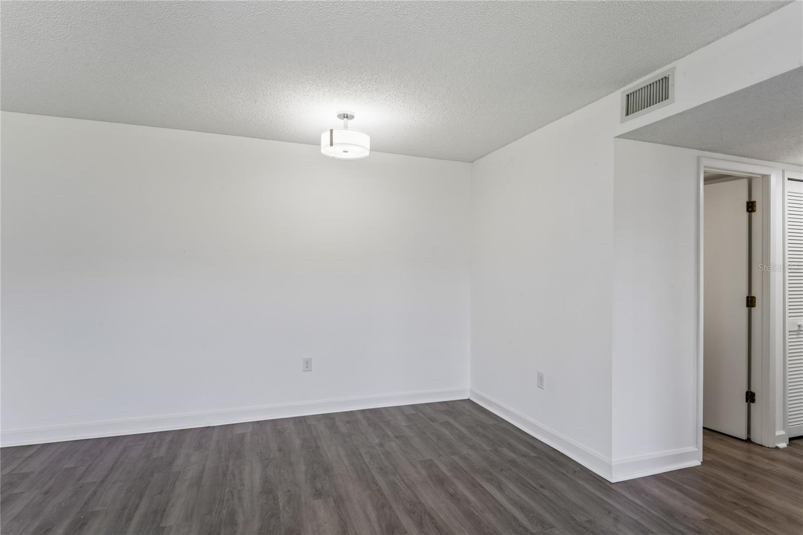 305 HAMMOCK PINE BLVD #305, CLEARWATER, FL, 33761