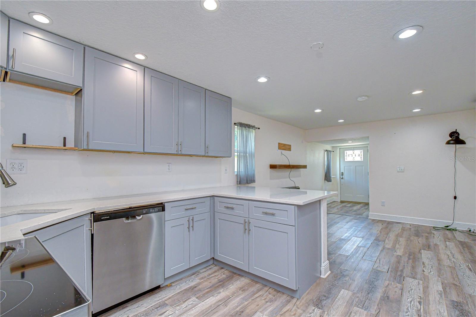 2933 56TH AVE N, ST PETERSBURG, FL, 33714