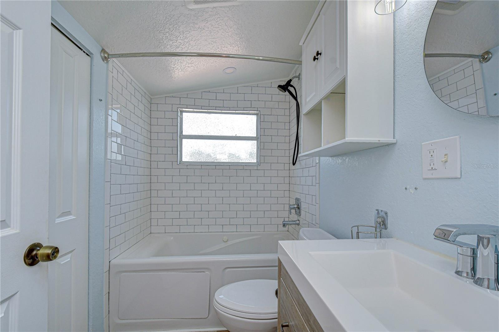 2933 56TH AVE N, ST PETERSBURG, FL, 33714