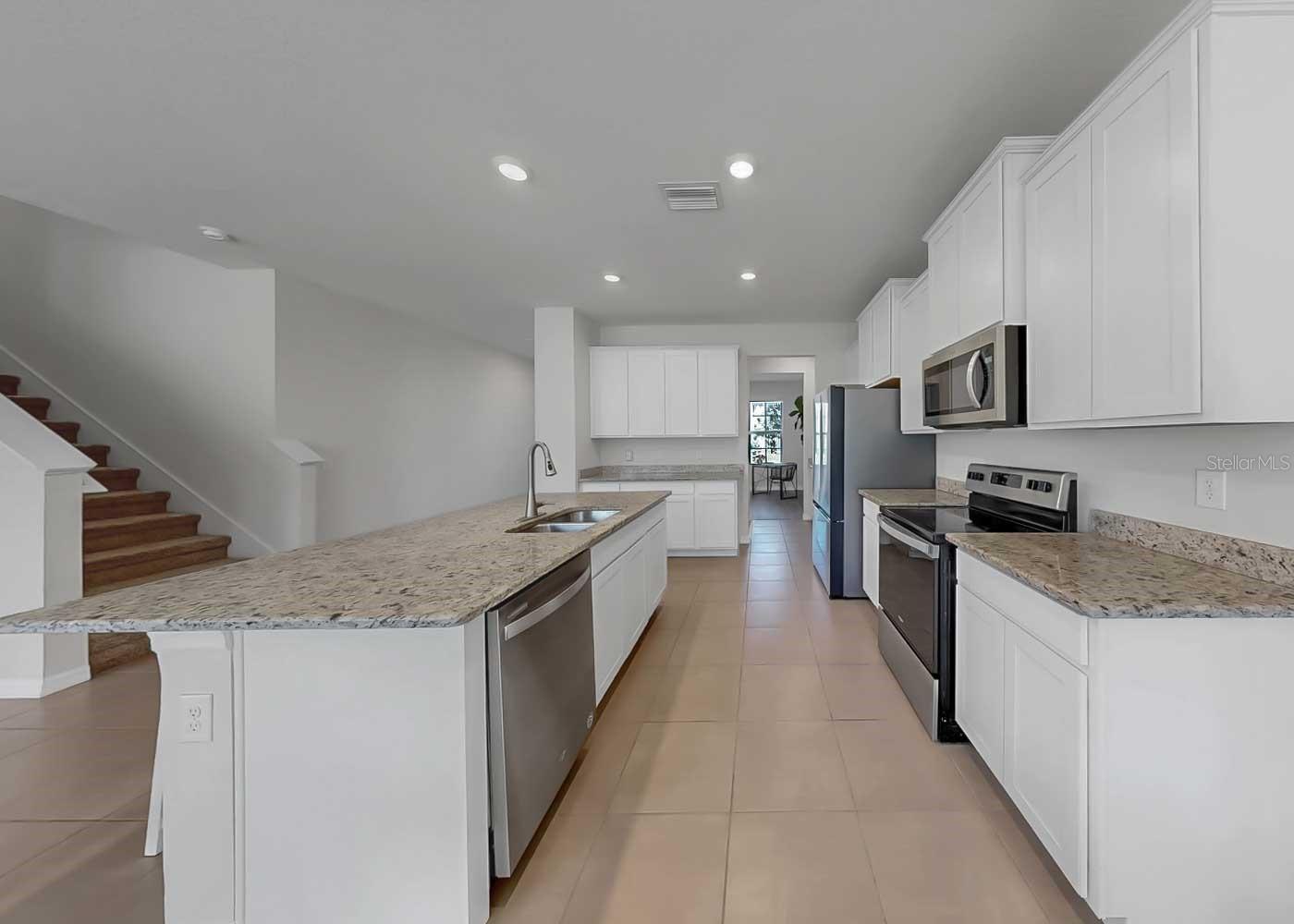 16454 WOODSIDE GLN, PARRISH, FL, 34219