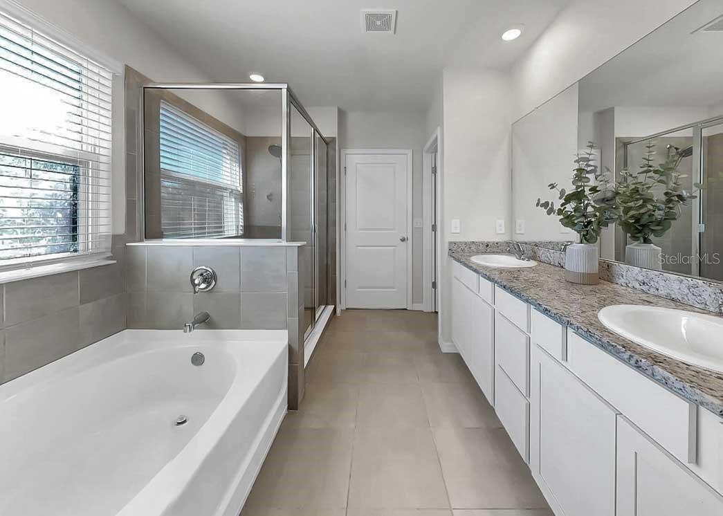 16454 WOODSIDE GLN, PARRISH, FL, 34219