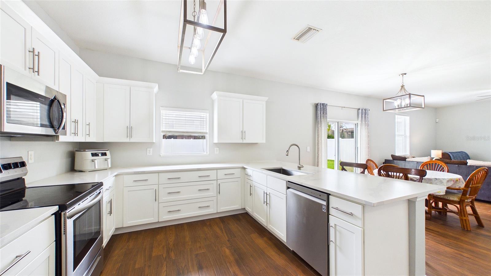 601 19TH ST NW, RUSKIN, FL, 33570