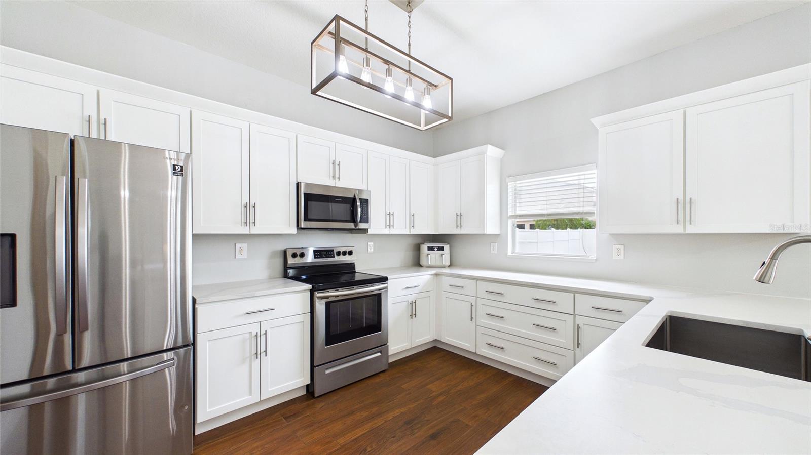601 19TH ST NW, RUSKIN, FL, 33570