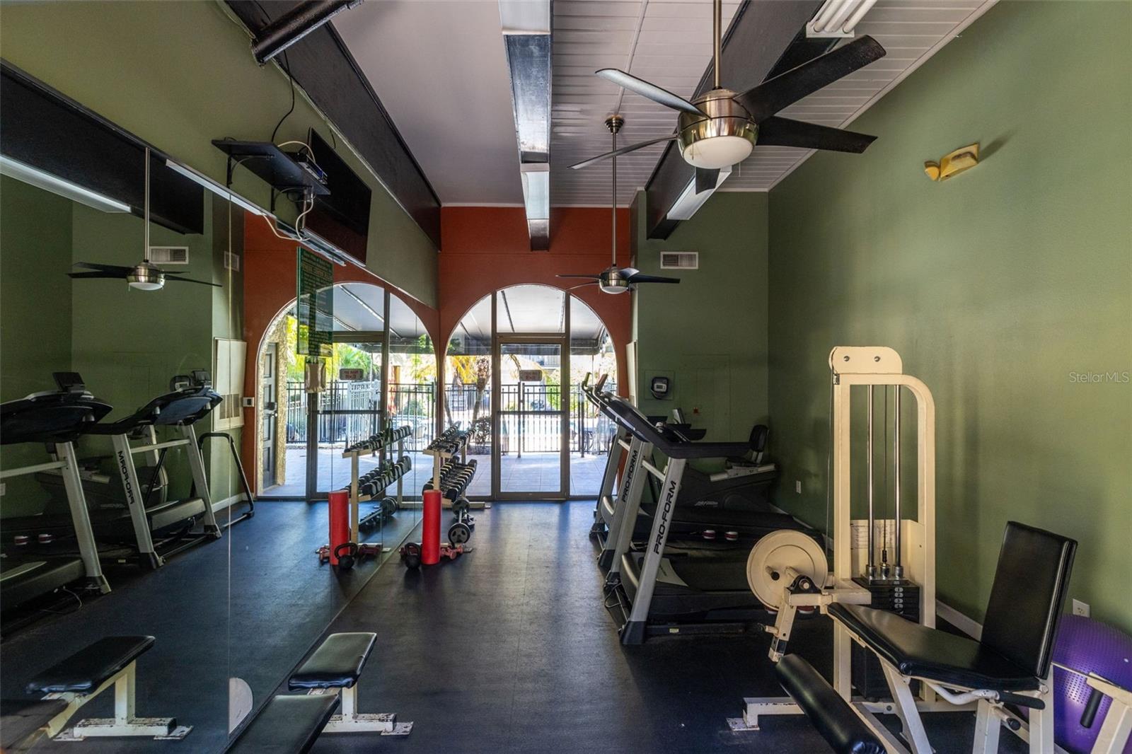 106 ALAMEDA CT #240, TAMPA, FL, 33609