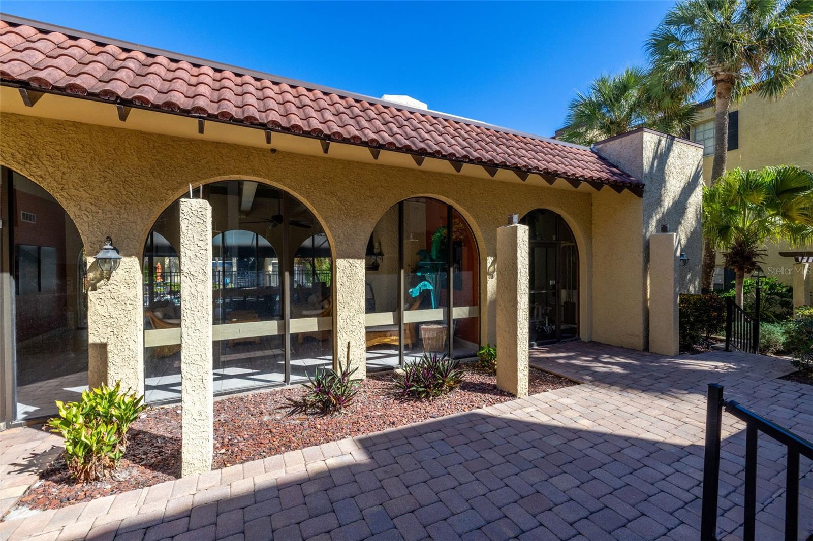 106 ALAMEDA CT #240, TAMPA, FL, 33609
