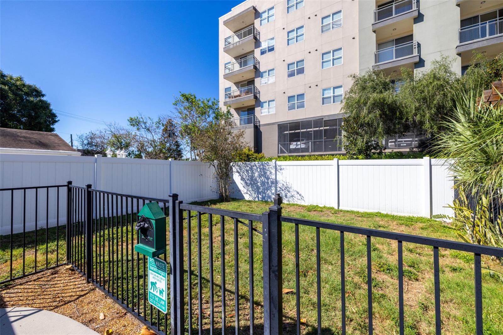 106 ALAMEDA CT #240, TAMPA, FL, 33609