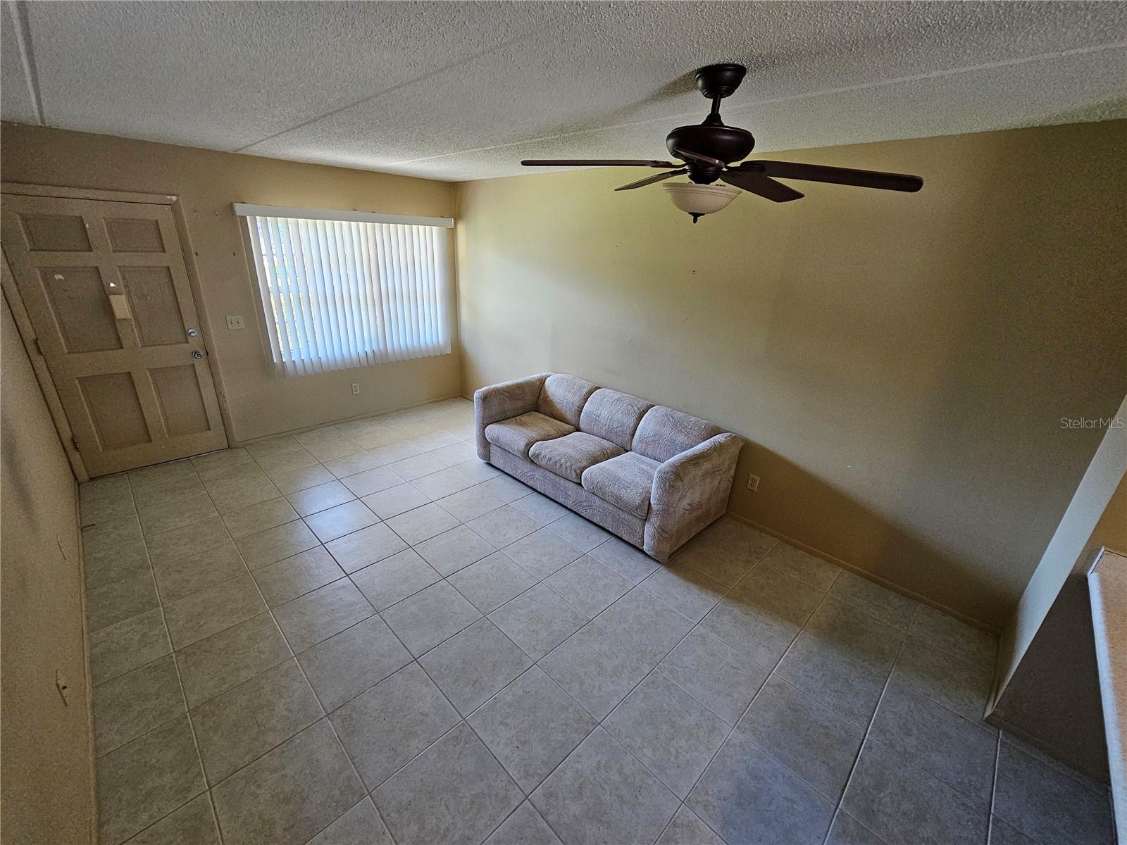 1100 E CAROLINE ST #123, TAVARES, FL, 32778