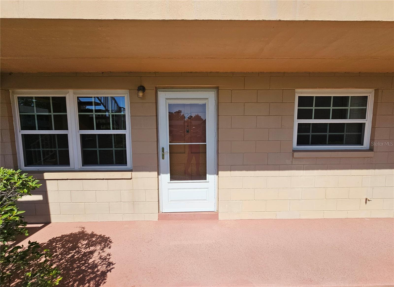 1100 E CAROLINE ST #123, TAVARES, FL, 32778