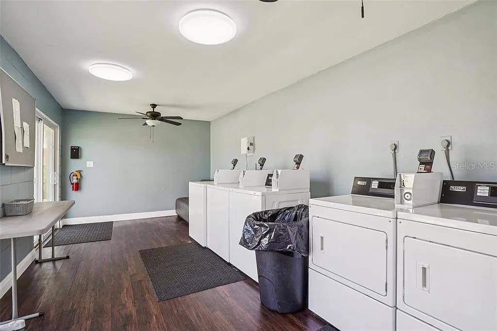 1100 E CAROLINE ST #123, TAVARES, FL, 32778