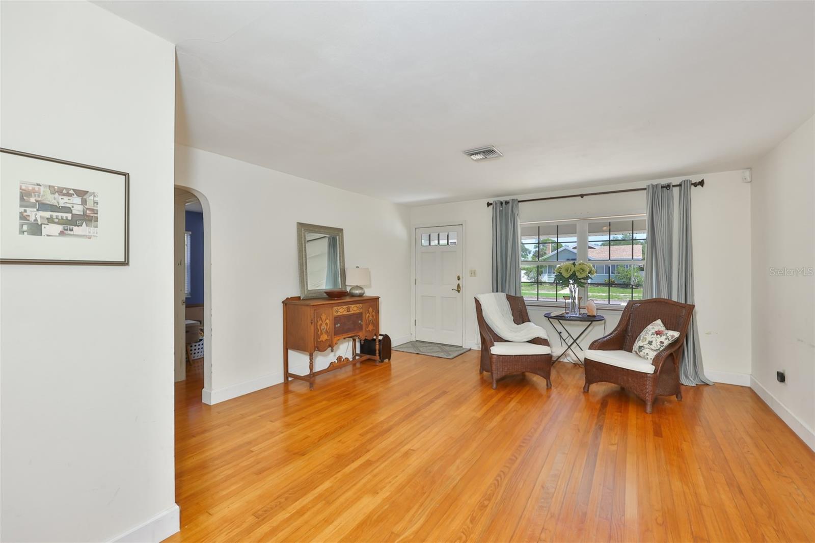 7508 4TH AVE N, ST PETERSBURG, FL, 33710