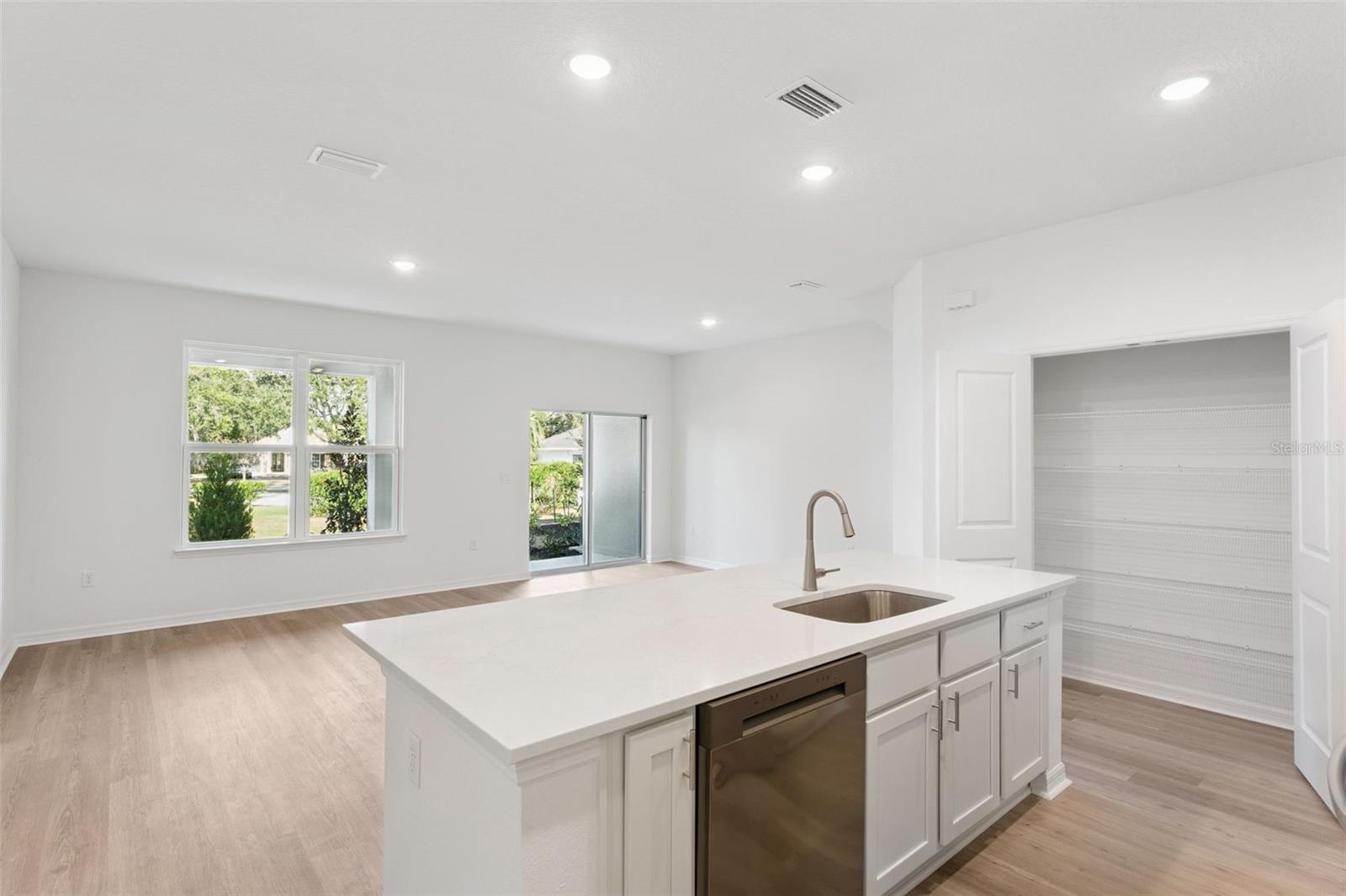 654 CEDAR ELM CT, EUSTIS, FL, 32726